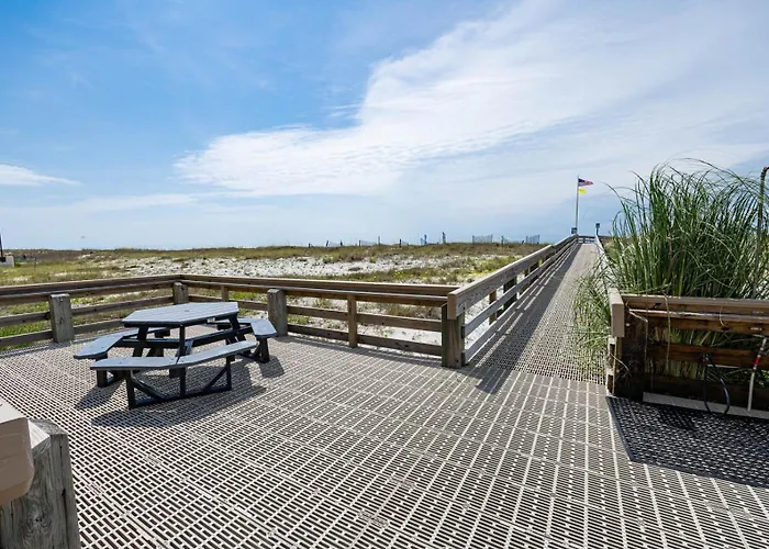 Apartment Island Winds West 671